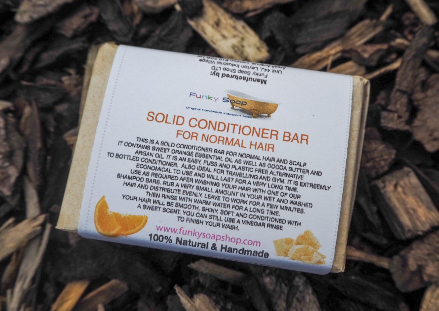 Solid conditioner bar